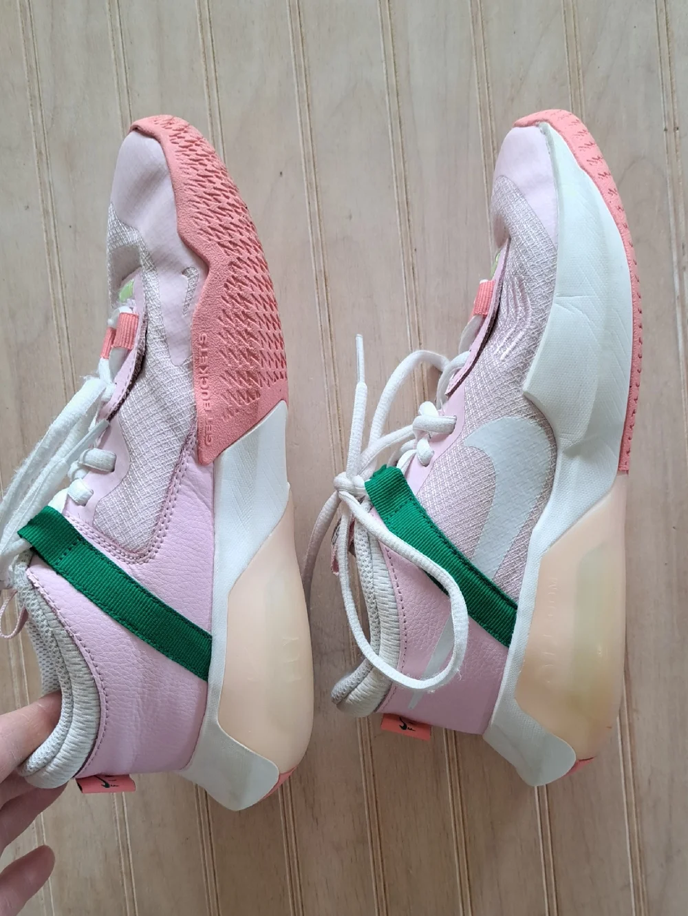 Nike Air Zoom Crossover Pink Foam Malachite GS Basketball Shoes 3.5Y